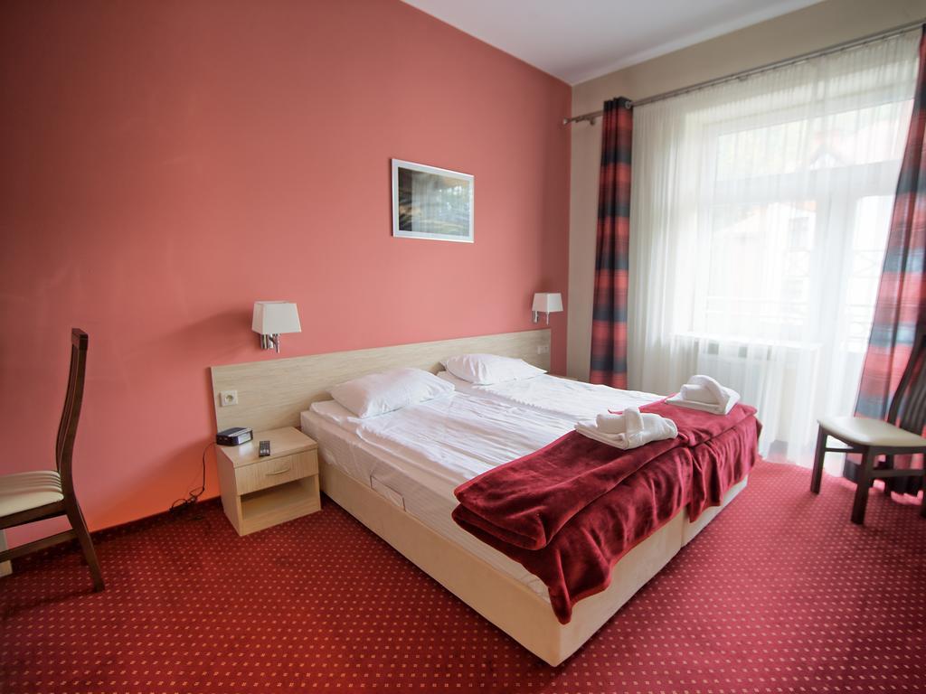 Osrodek Wczasowy Paradise Krynica-Zdrój Zimmer foto