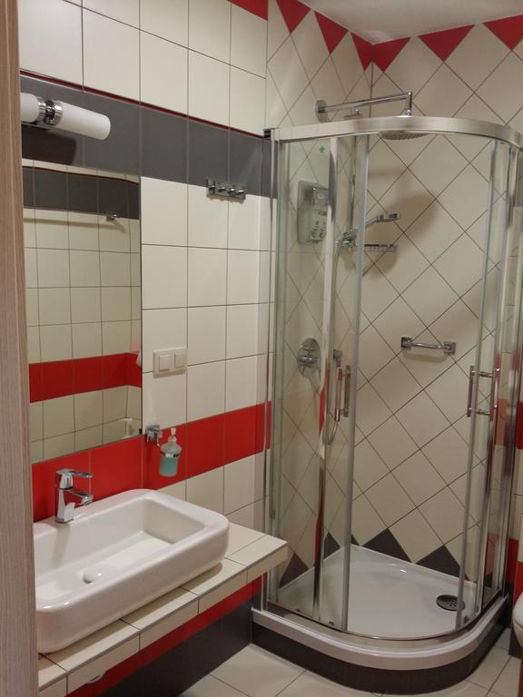 Osrodek Wczasowy Paradise Krynica-Zdrój Zimmer foto